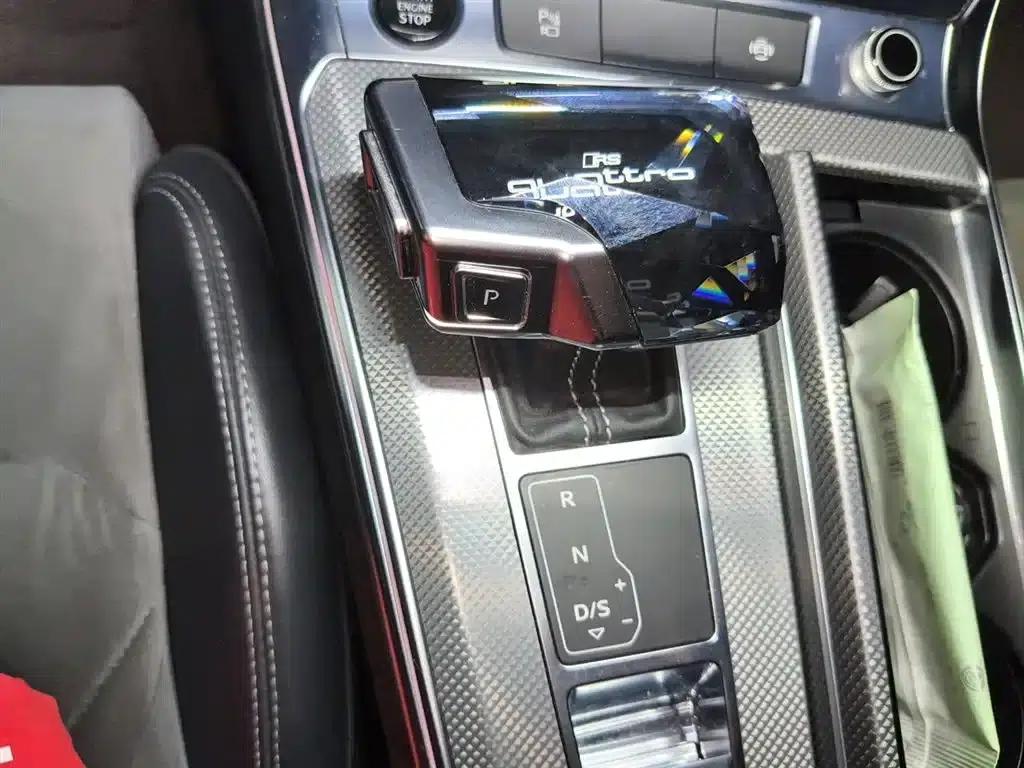 Audi A6L PHEV 2020 55 TFSI e quattro — миниатюра 15