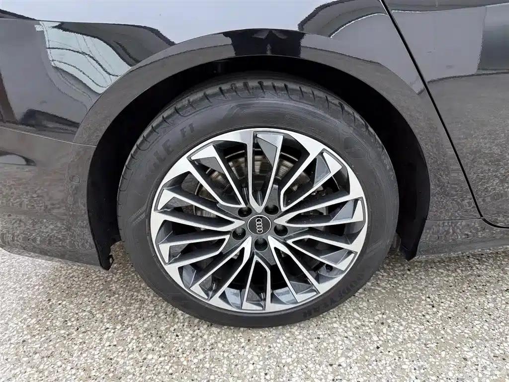 Audi A6L PHEV 2022 55 TFSI e quattro — миниатюра 14