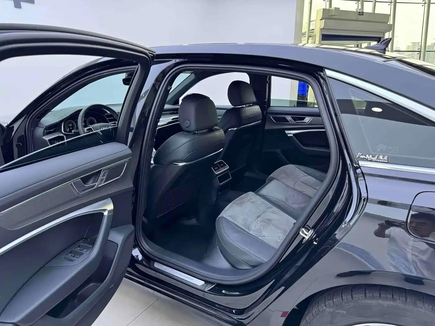 Audi A6L PHEV 2022 55 TFSI e quattro — миниатюра 8