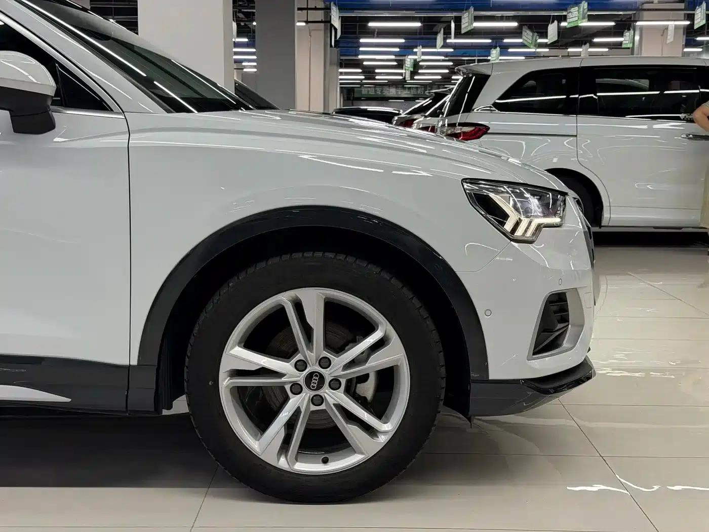 Audi Q3 2022 35 TFSI Fashion Elegance — миниатюра 4