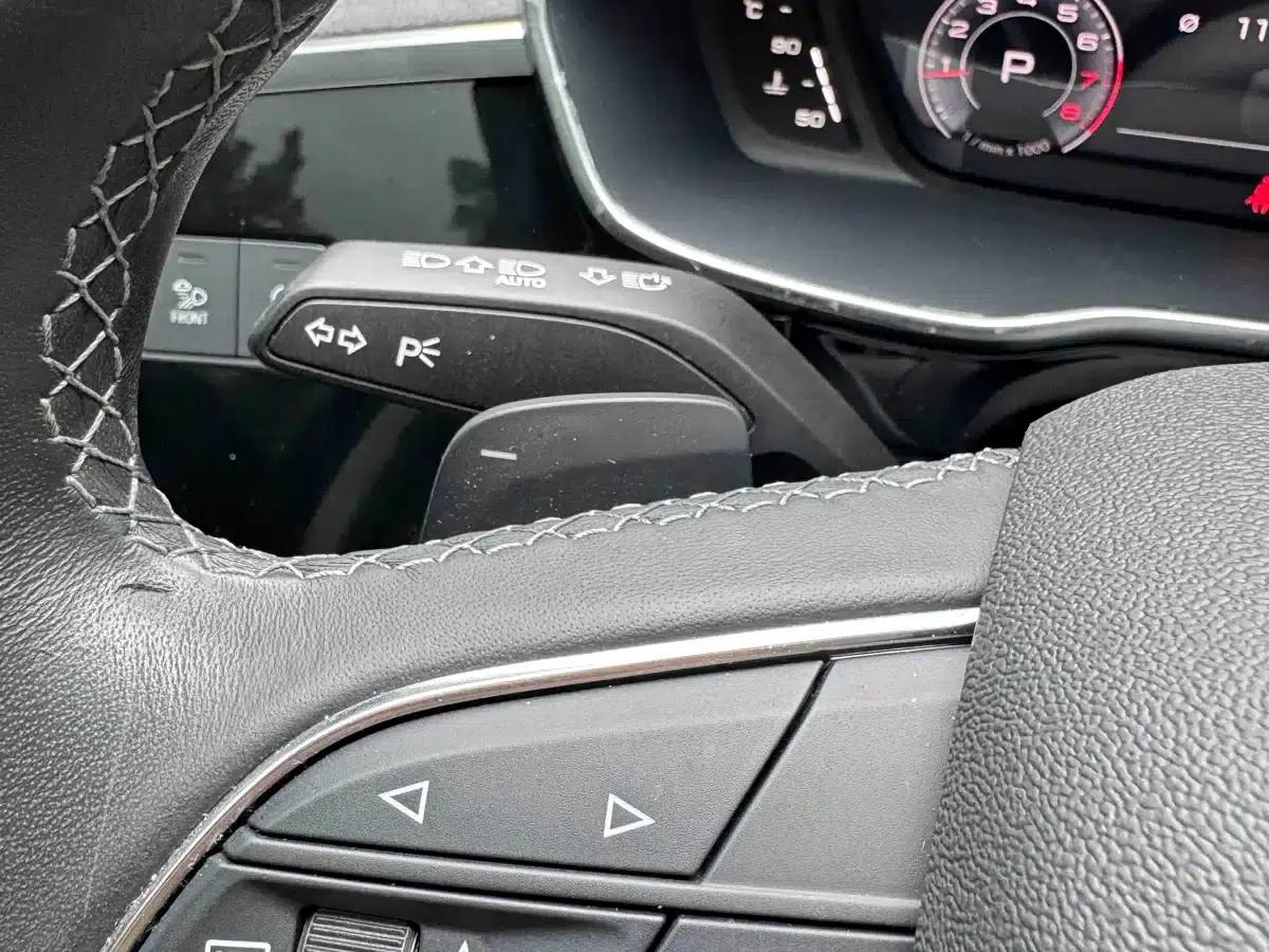 Audi Q3 2023 35 TFSI Fashion Dynamic (1.4T) — миниатюра 28