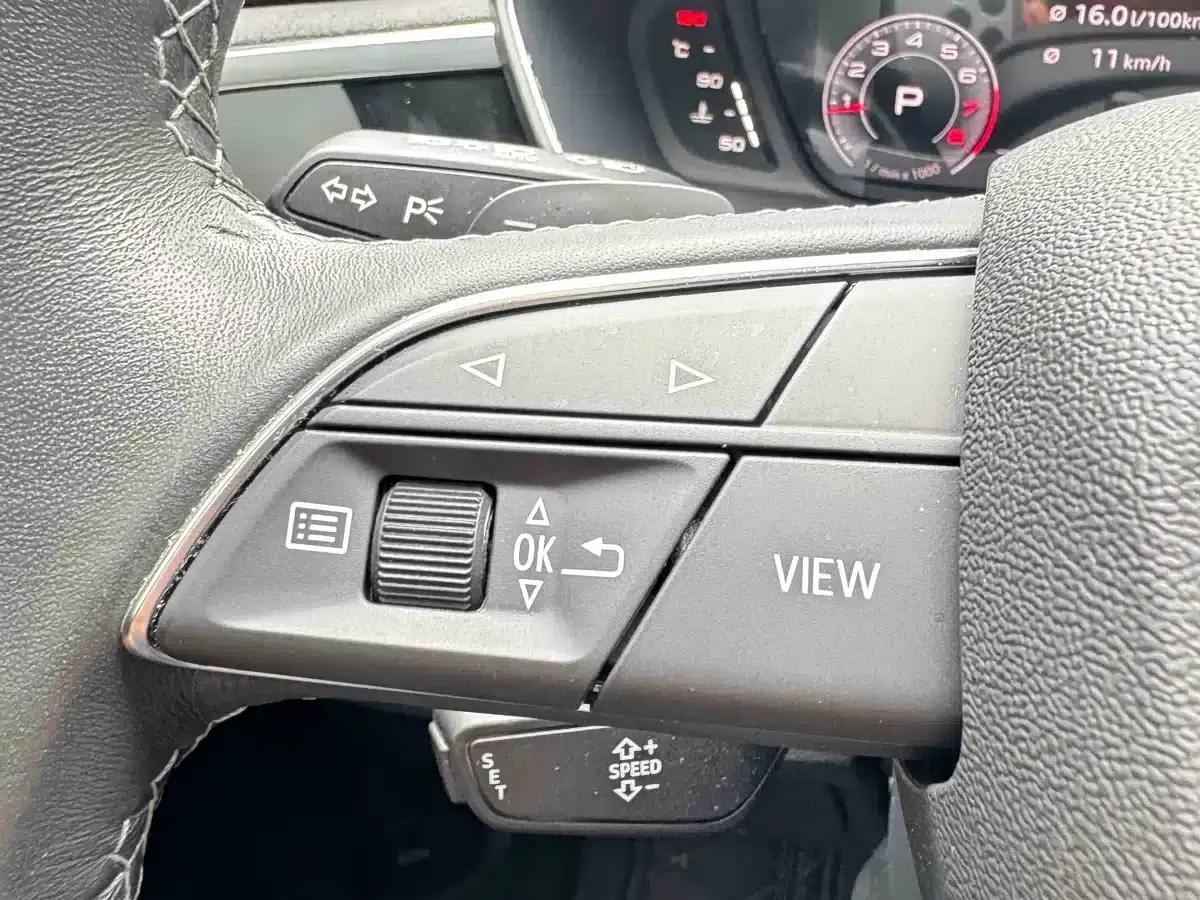 Audi Q3 2023 35 TFSI Fashion Dynamic (1.4T) — миниатюра 29