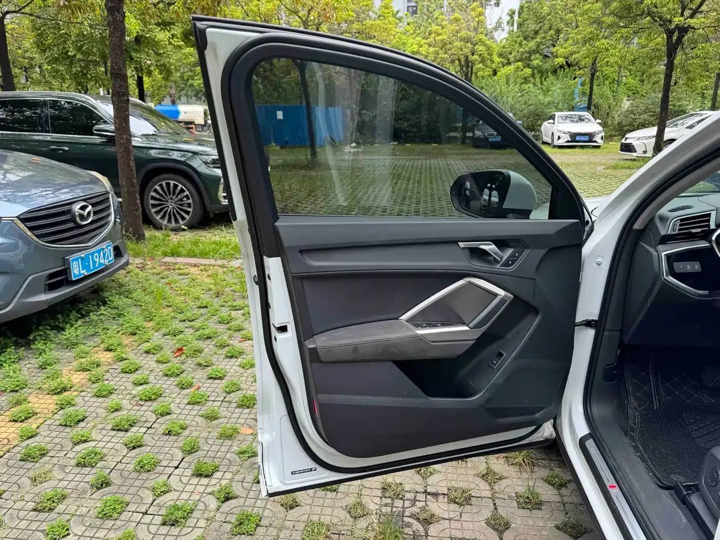 Audi Q3 2023 35 TFSI Fashion Dynamic (1.4T) — миниатюра 40