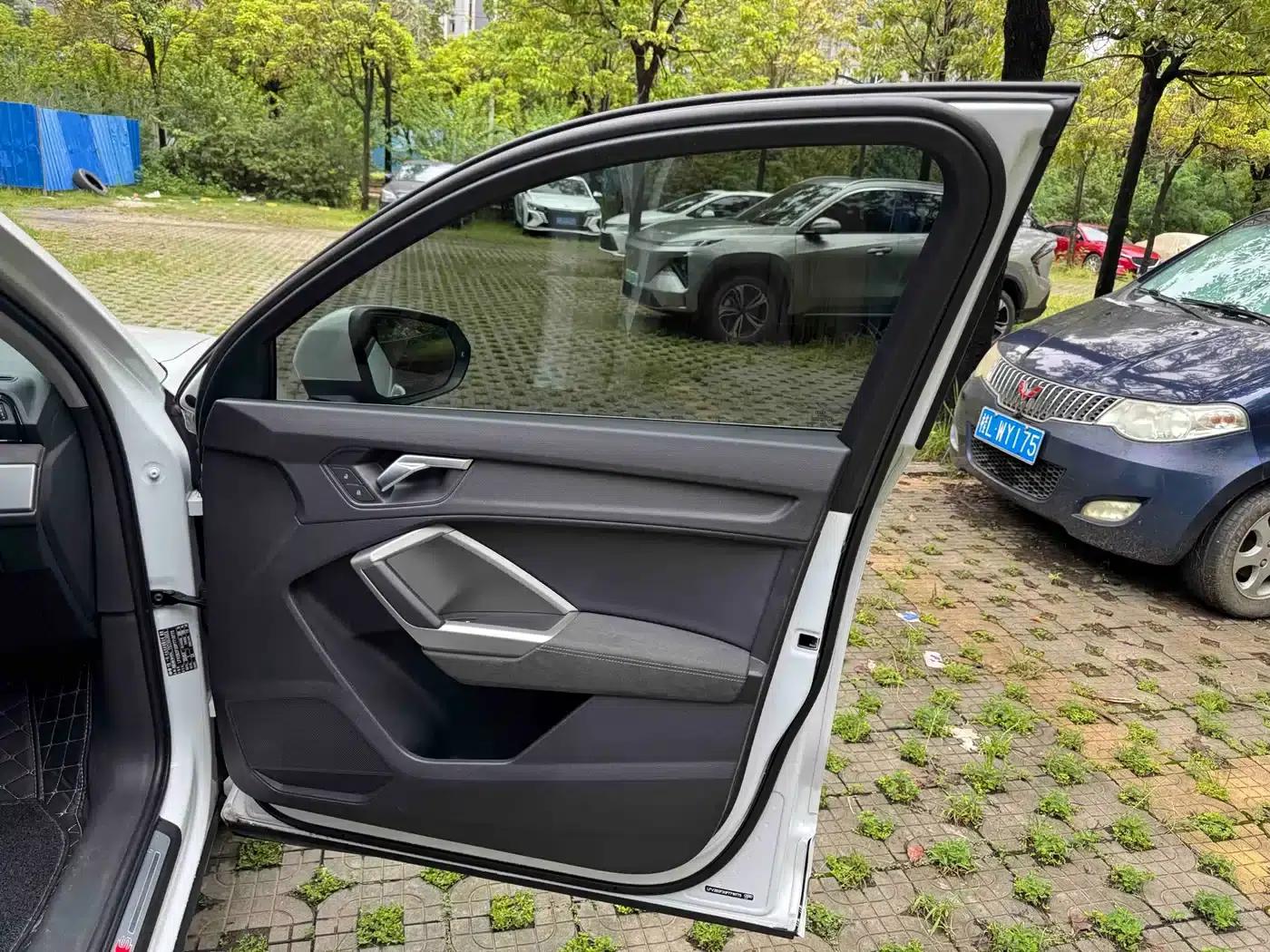 Audi Q3 2023 35 TFSI Fashion Dynamic (1.4T) — миниатюра 42