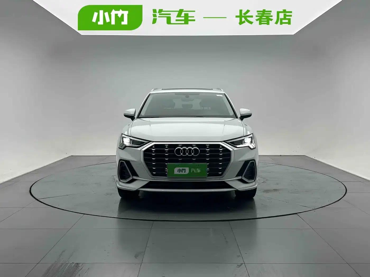 Audi Q3 2023 35 TFSI Fashion Dynamic (1.4T) — миниатюра 2