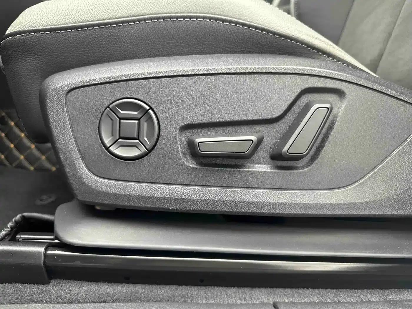Audi Q3 2023 35 TFSI Fashion Dynamic (1.4T) — миниатюра 11