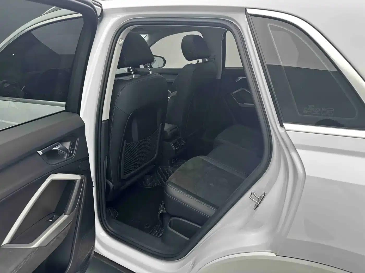 Audi Q3 2023 35 TFSI Fashion Dynamic (1.4T) — миниатюра 12