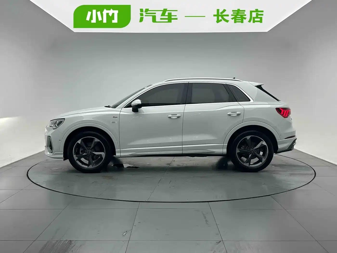 Audi Q3 2023 35 TFSI Fashion Dynamic (1.4T) — миниатюра 3