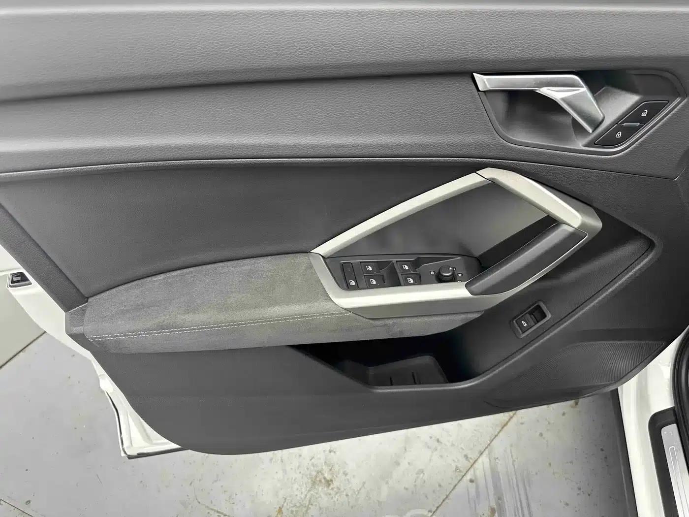 Audi Q3 2023 35 TFSI Fashion Dynamic (1.4T) — миниатюра 10