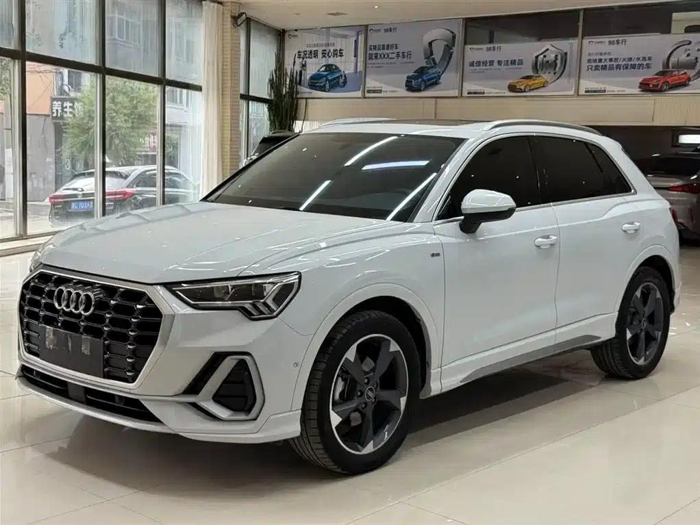 Audi Q3 2023 35 TFSI Fashion Dynamic (1.4T) — миниатюра 1