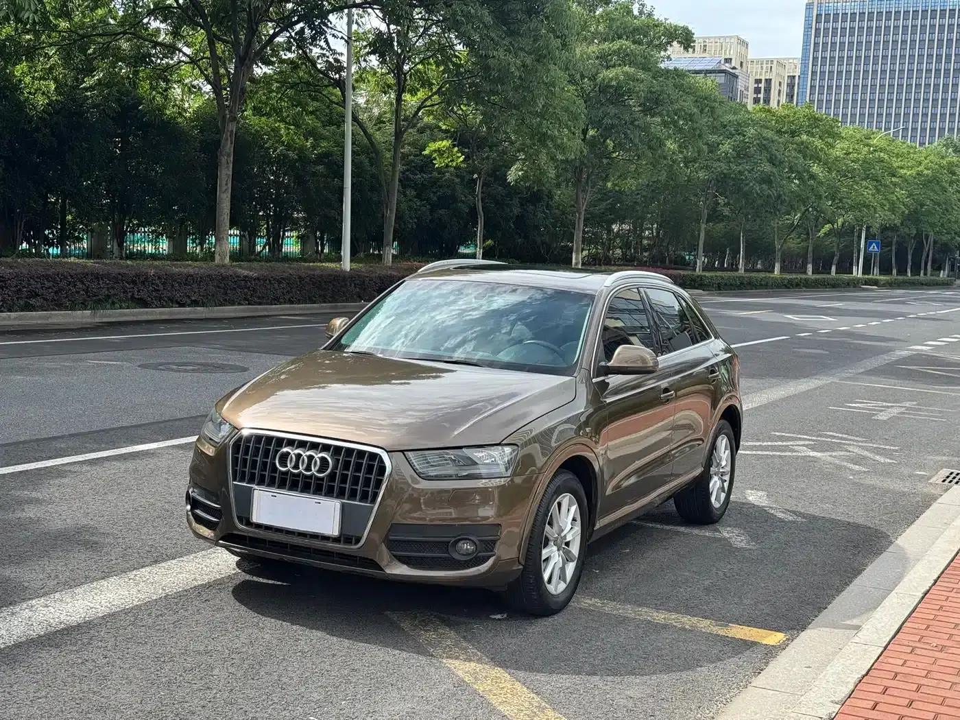 Audi Q3 2013 35 TFSI Progressive — миниатюра 1