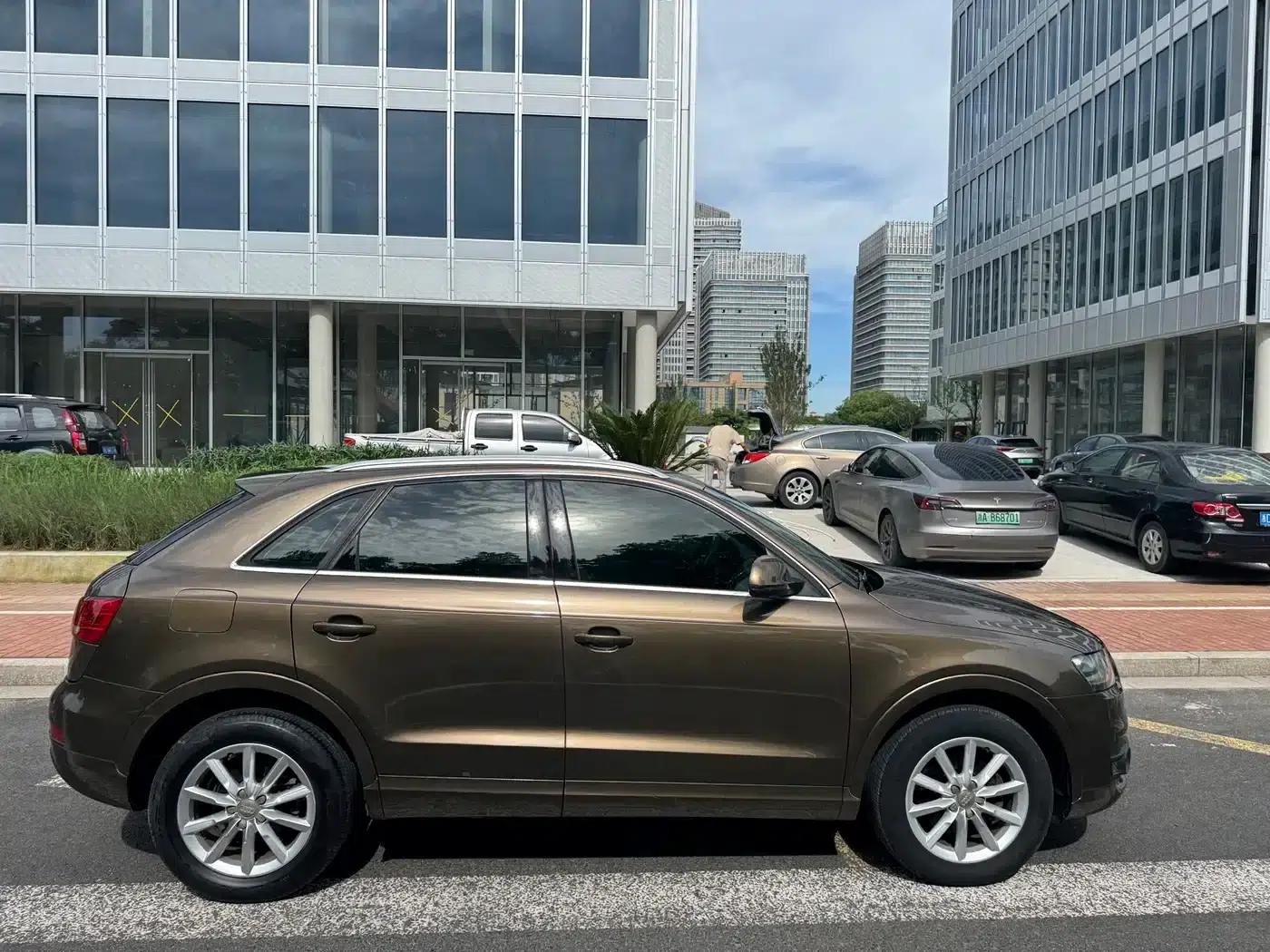 Audi Q3 2013 35 TFSI Progressive — миниатюра 4