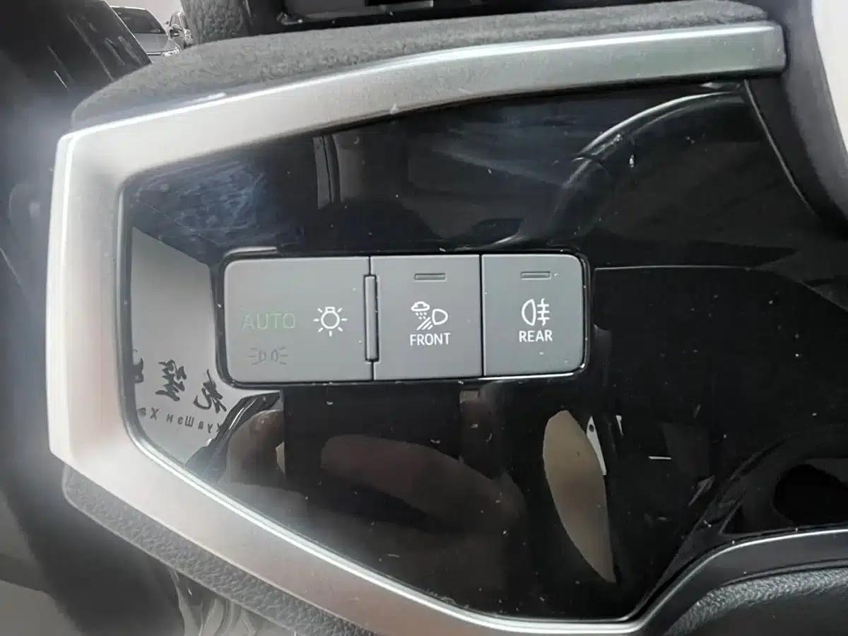 Audi Q3 2022 35 TFSI Fashion Dynamic Edition — миниатюра 18