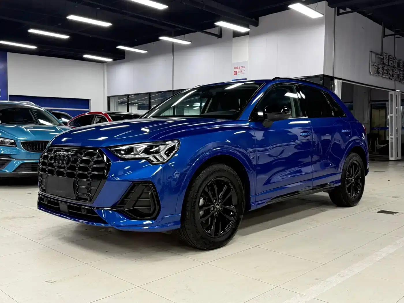 Audi Q3 2022 35 TFSI Fashion Dynamic Edition — миниатюра 1