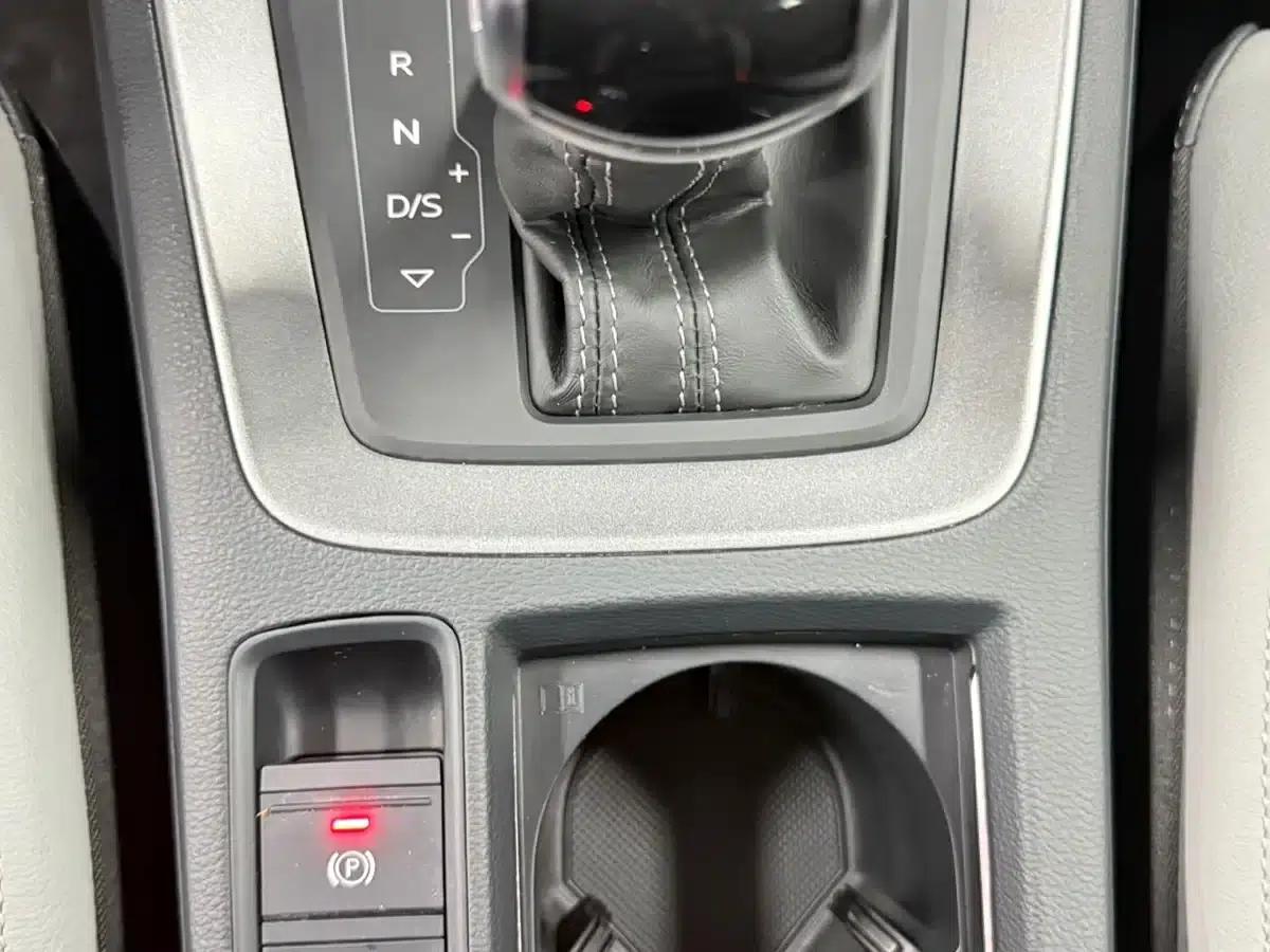 Audi Q3 2022 35 TFSI Fashion Dynamic Edition — миниатюра 11