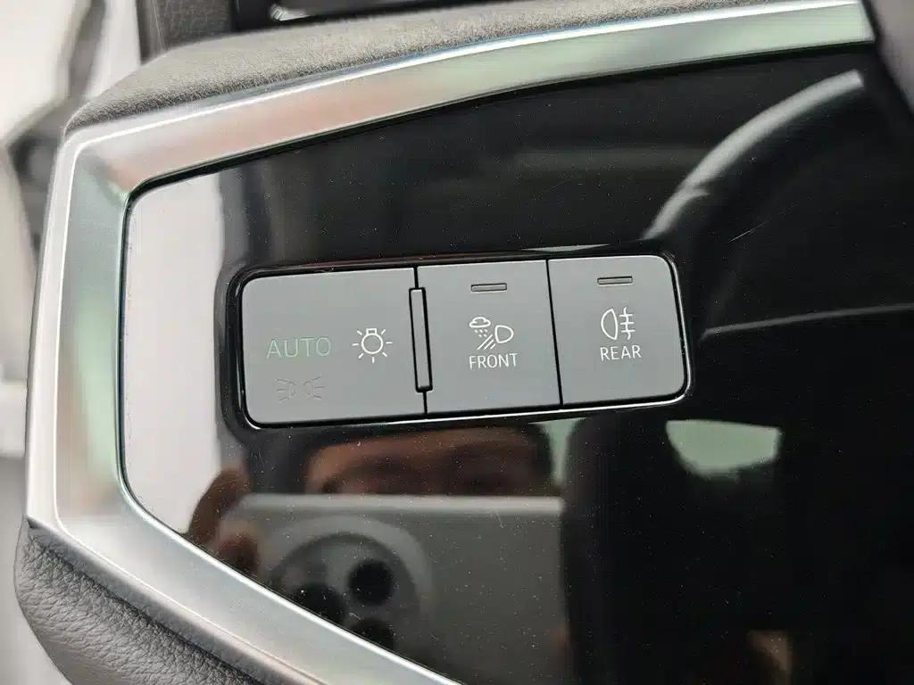 Audi Q3 2020 35 TFSI Fashion Dynamic Edition — миниатюра 21