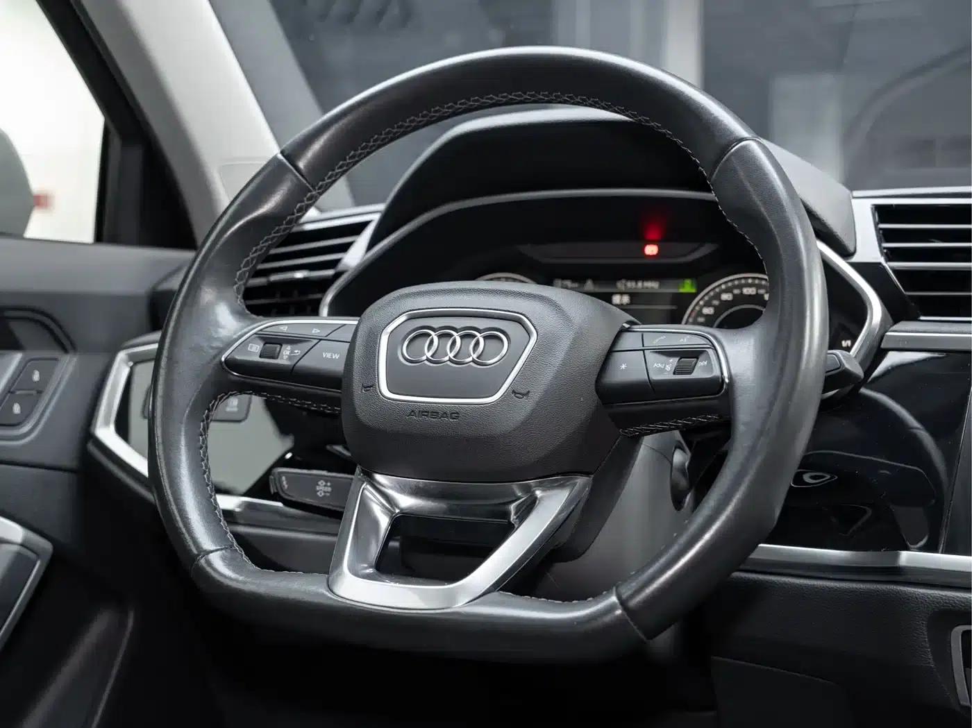 Audi Q3 2023 35 TFSI Fashion Dynamic (1.4T) — миниатюра 18