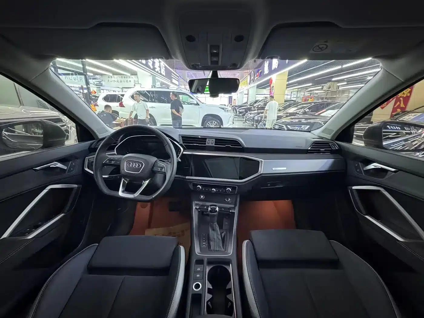 Audi Q3 2022 35 TFSI Fashion Dynamic Edition — миниатюра 8