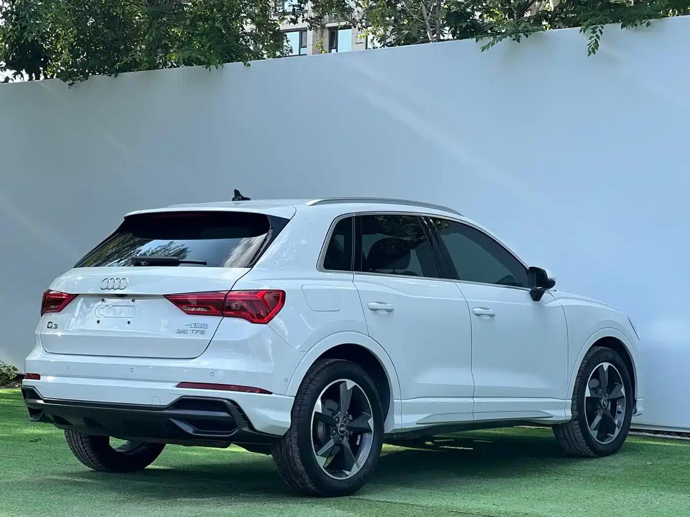 Audi Q3 2022 35 TFSI Fashion Dynamic Edition — миниатюра 4