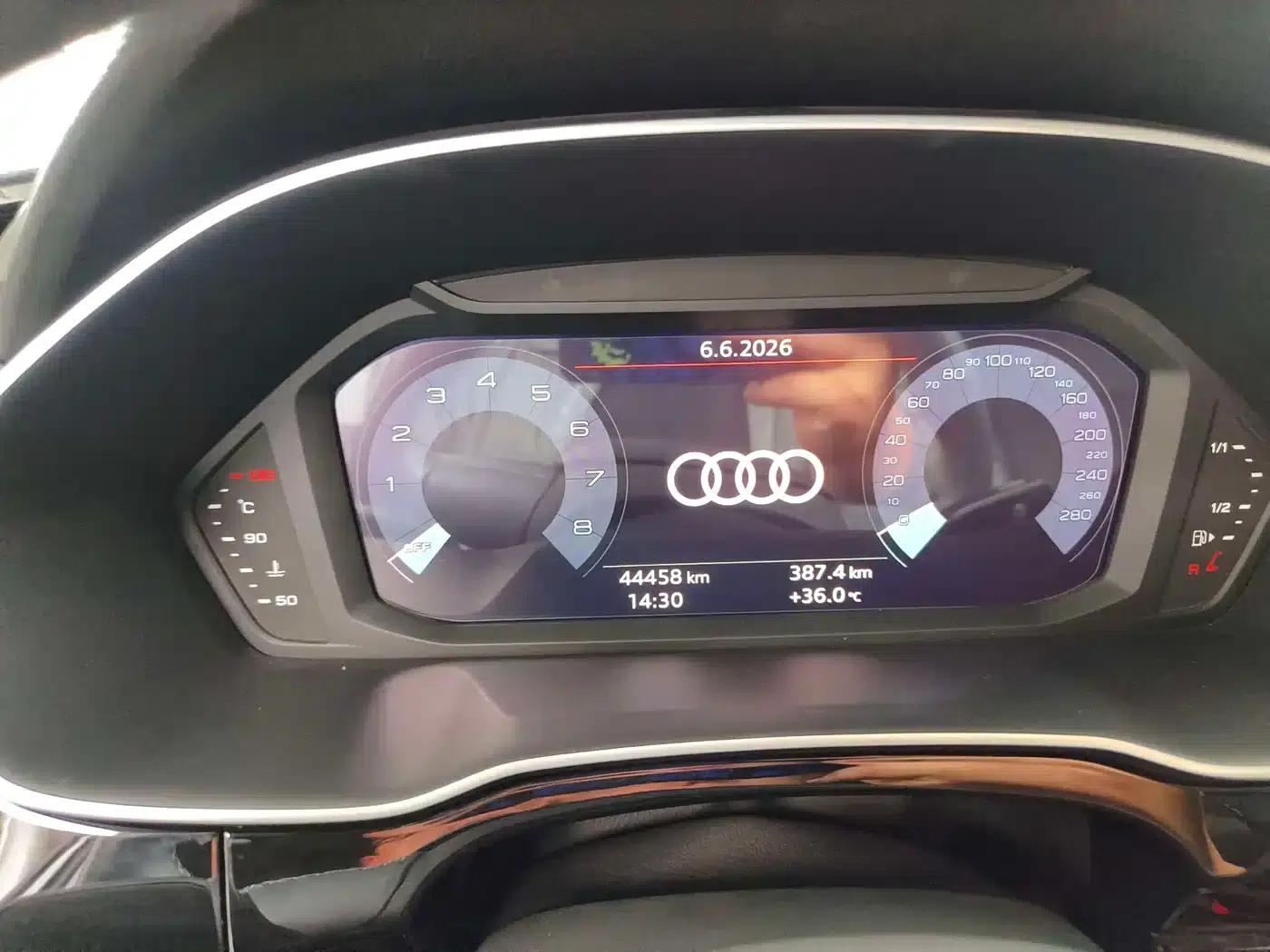 Audi Q3 2023 35 TFSI Progressive Dynamic (1.4T) — миниатюра 7