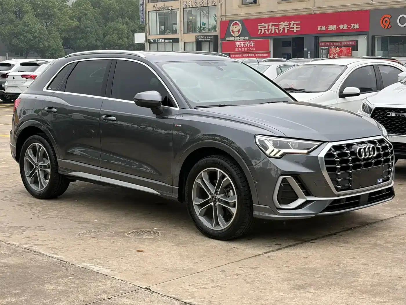 Audi Q3 2022 35 TFSI Fashion Dynamic Edition — миниатюра 3