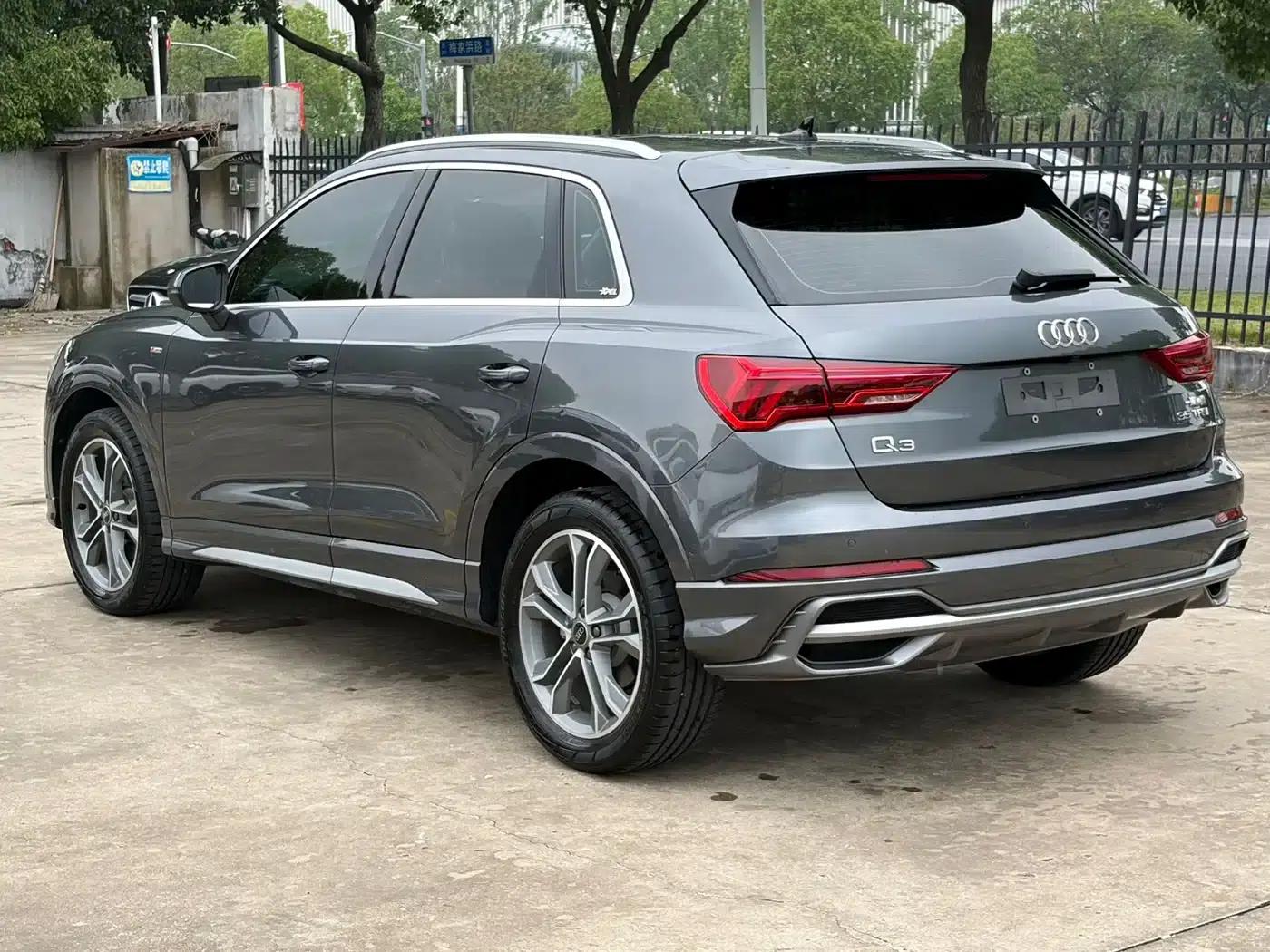 Audi Q3 2022 35 TFSI Fashion Dynamic Edition — миниатюра 4