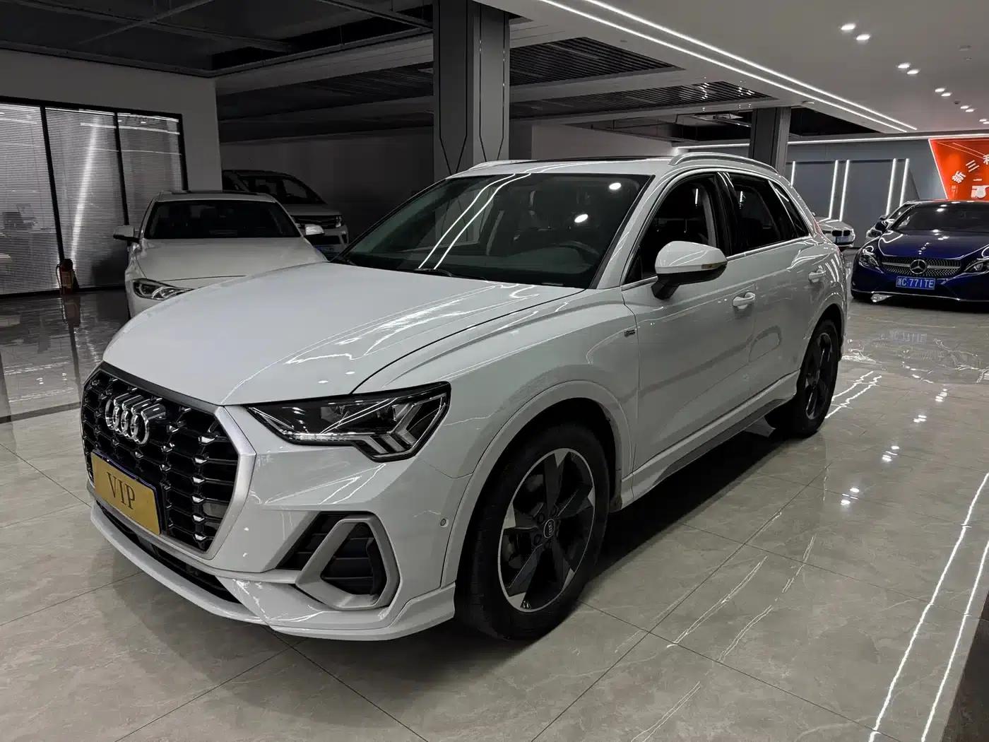 Audi Q3 2022 35 TFSI Fashion Dynamic Edition — миниатюра 1
