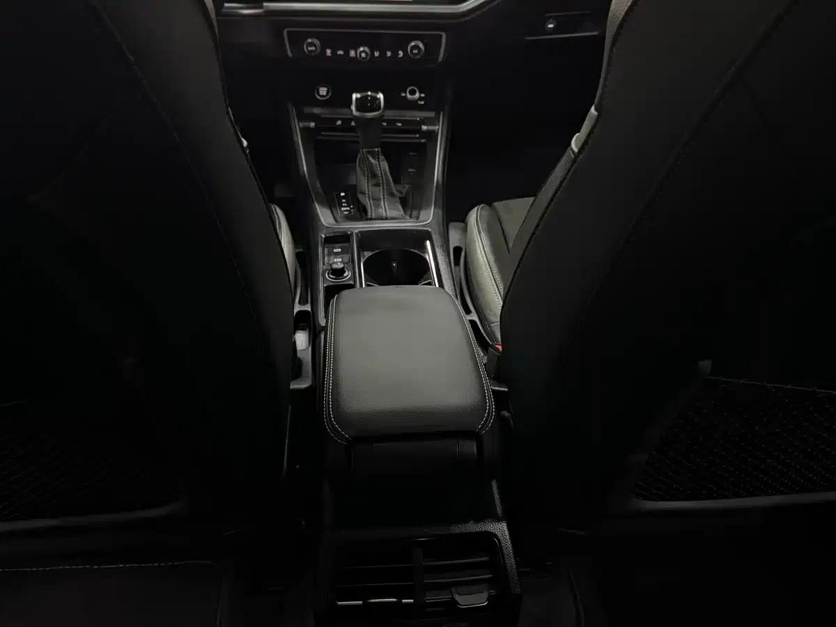 Audi Q3 2022 35 TFSI Fashion Dynamic Edition — миниатюра 13