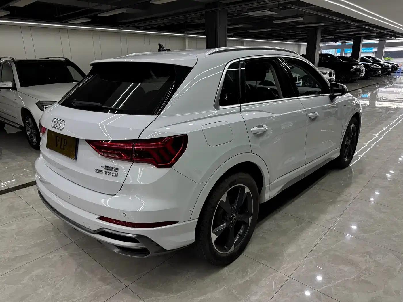 Audi Q3 2022 35 TFSI Fashion Dynamic Edition — миниатюра 4