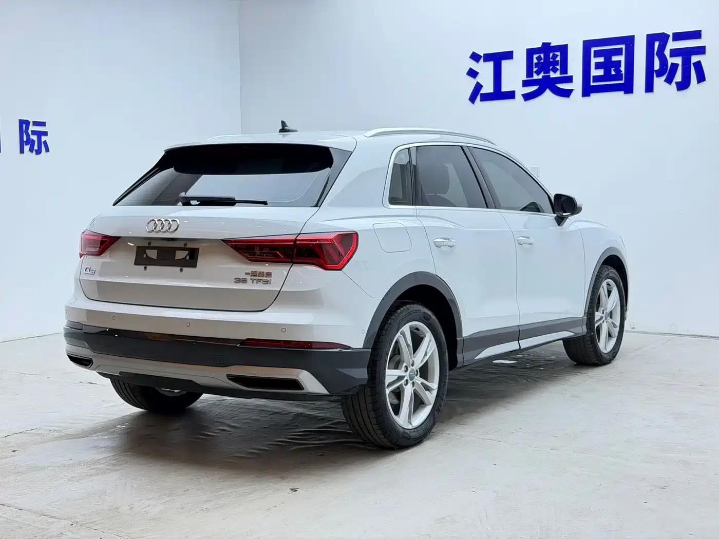 Audi Q3 2021 35 TFSI Fashion Elegance — миниатюра 18