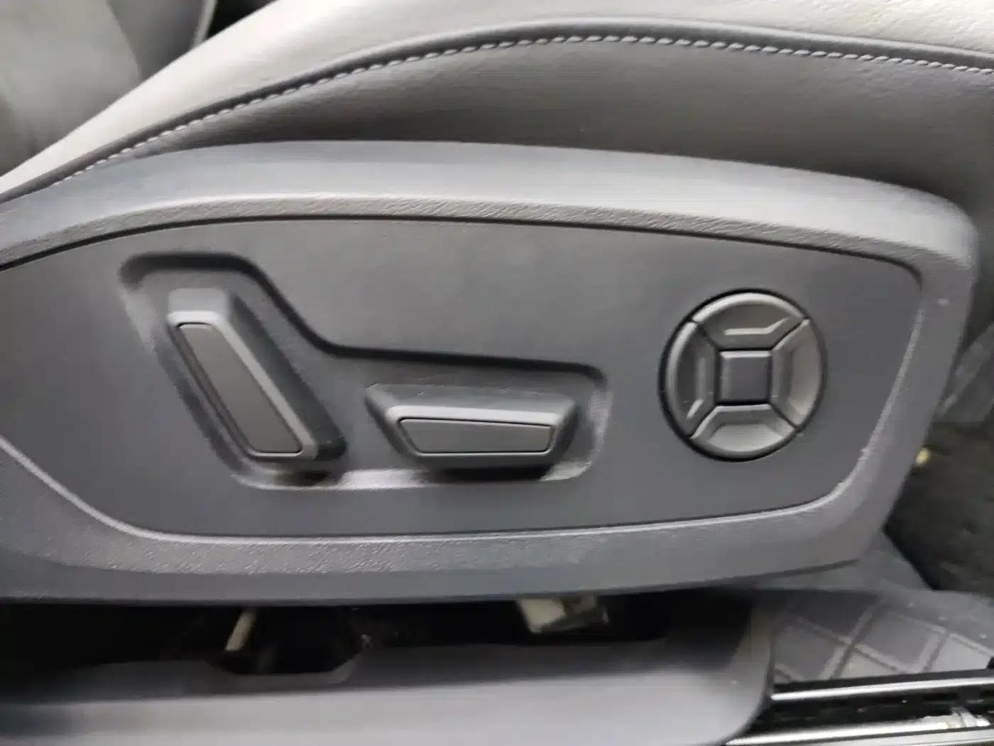 Audi Q3 2023 35 TFSI Fashion Dynamic (1.4T) — миниатюра 17