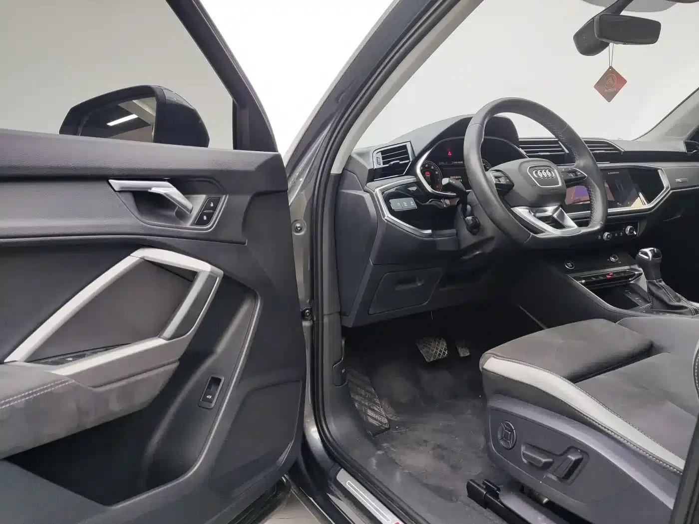 Audi Q3 2023 35 TFSI Fashion Dynamic (1.4T) — миниатюра 7