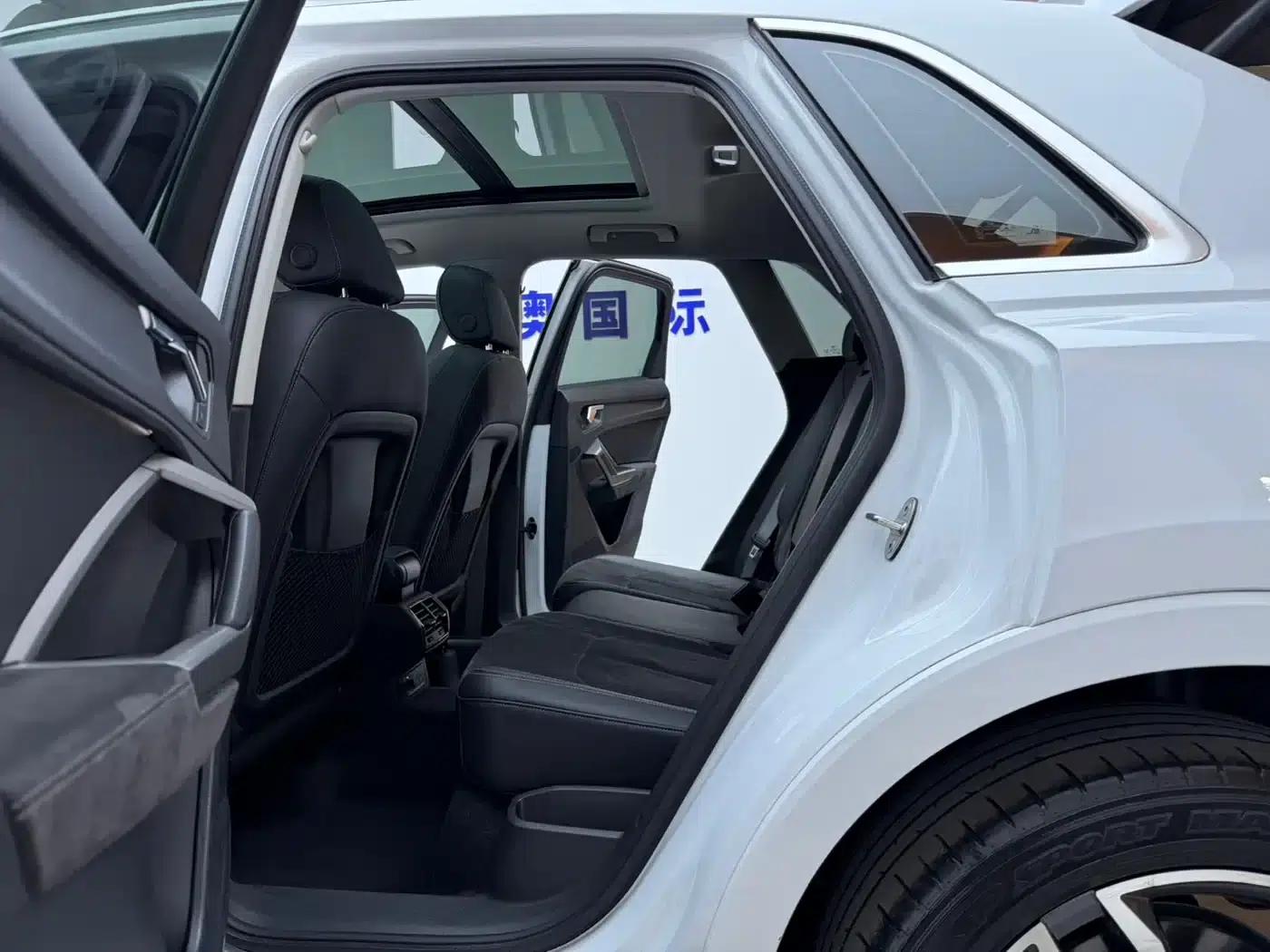 Audi Q3 2022 35 TFSI Progressive Dynamic — миниатюра 14