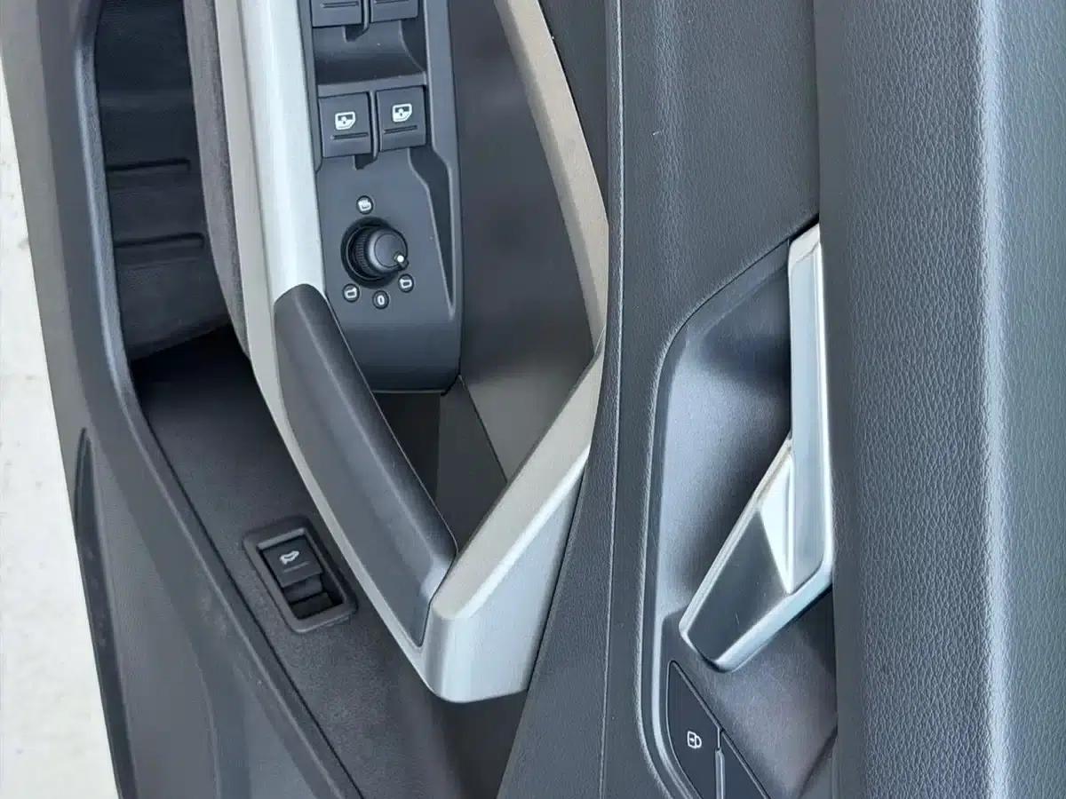 Audi Q3 2022 35 TFSI Progressive Dynamic — миниатюра 4