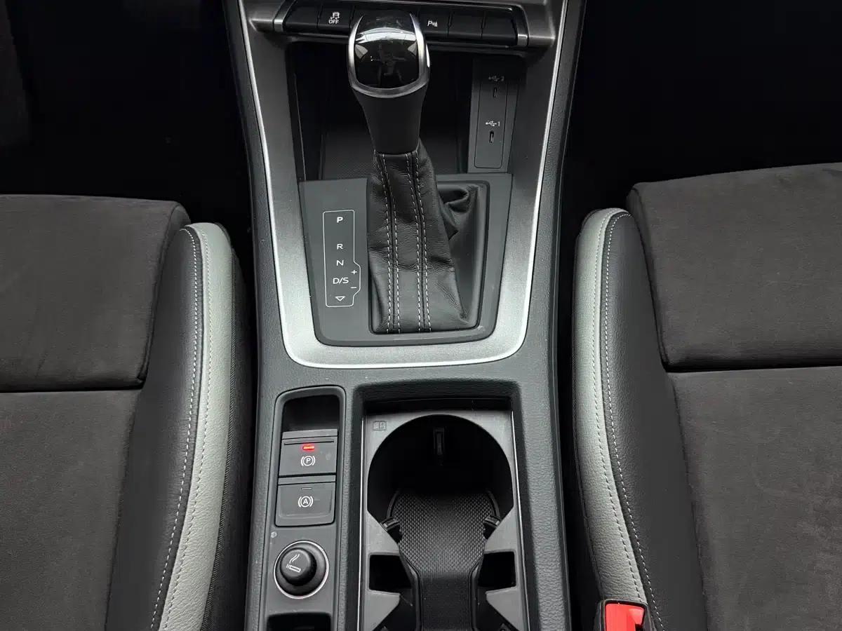 Audi Q3 2022 35 TFSI Progressive Dynamic — миниатюра 13