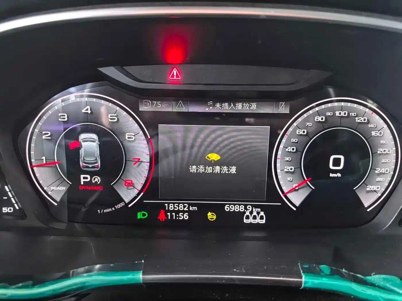 Audi Q3 2024 40 TFSI Fashion Dynamic — миниатюра 4