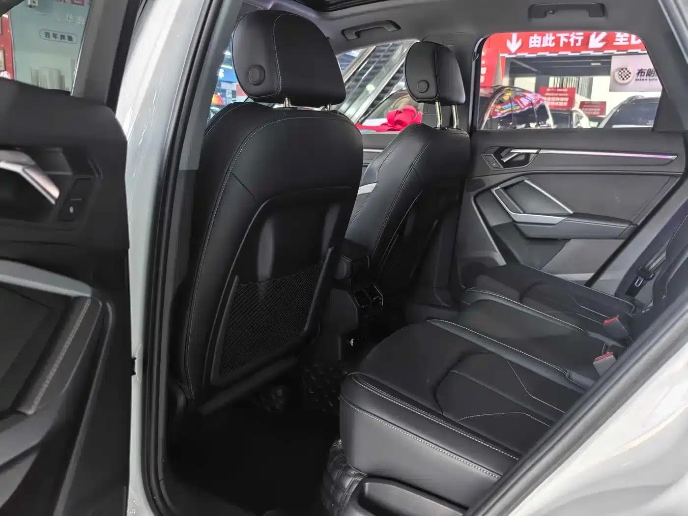 Audi Q3 2024 40 TFSI Fashion Dynamic — миниатюра 9