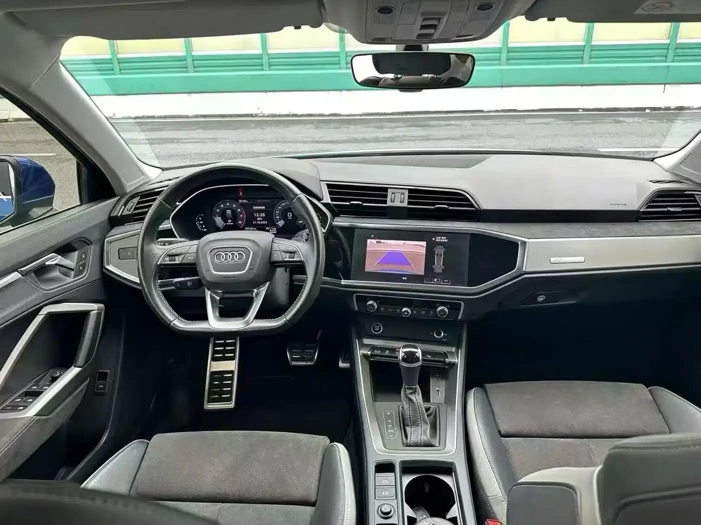 Audi Q3 2022 40 TFSI RS Package Sport Edition — миниатюра 5