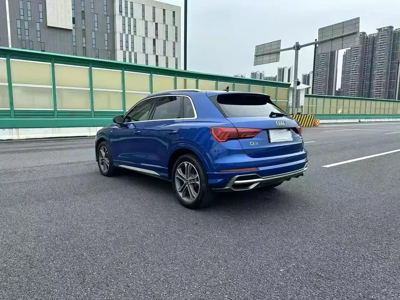 Audi Q3 2022 40 TFSI RS Package Sport Edition — миниатюра 7