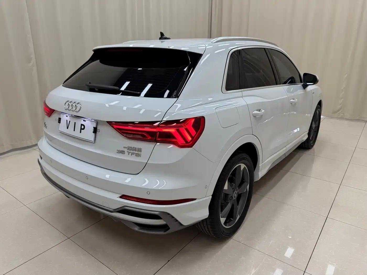 Audi Q3 2022 35 TFSI Fashion Dynamic Edition — миниатюра 5