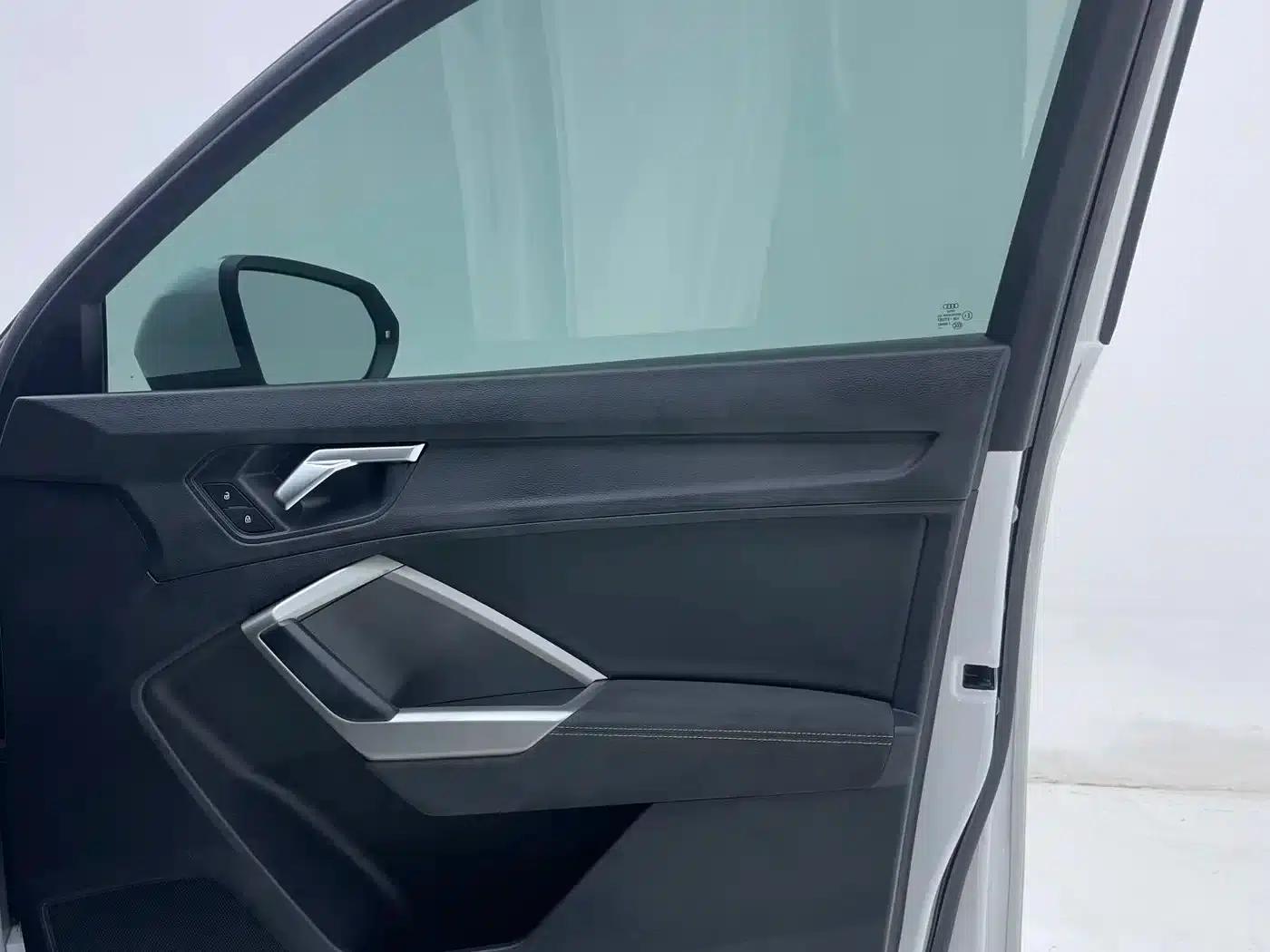 Audi Q3 2022 35 TFSI Fashion Dynamic Edition — миниатюра 25