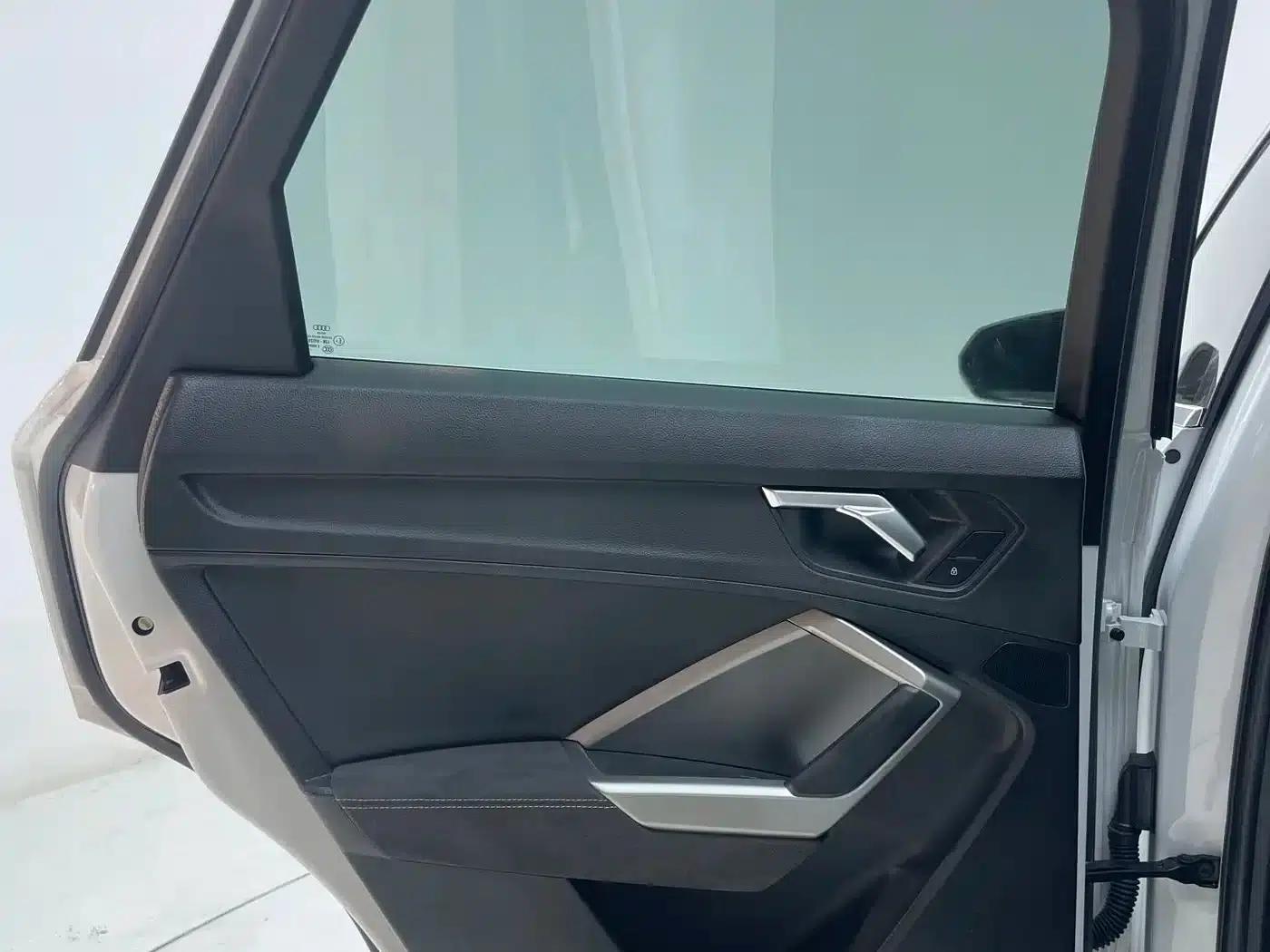 Audi Q3 2022 35 TFSI Fashion Dynamic Edition — миниатюра 9