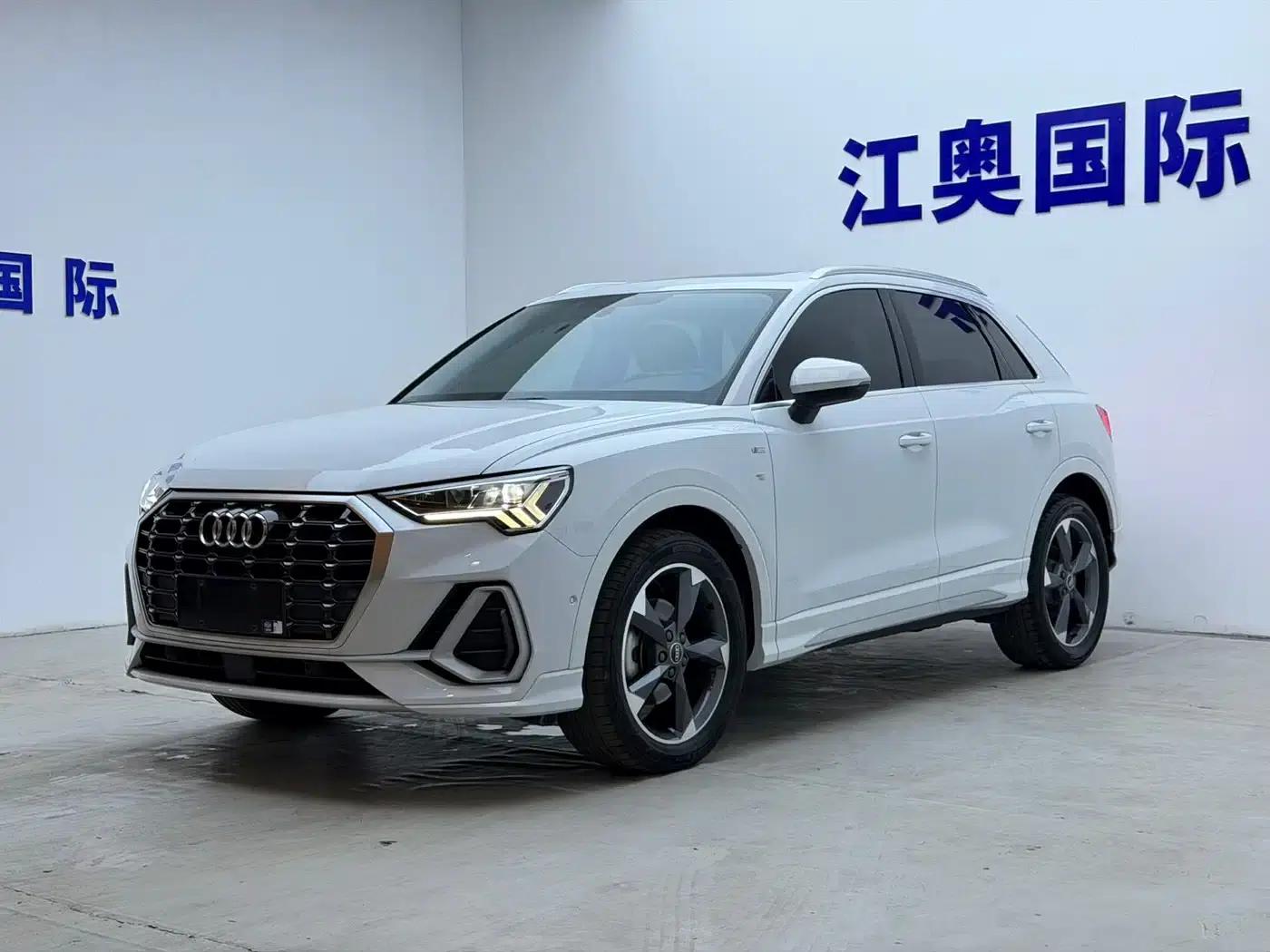 Audi Q3 2023 35 TFSI Fashion Dynamic (1.4T) — миниатюра 1