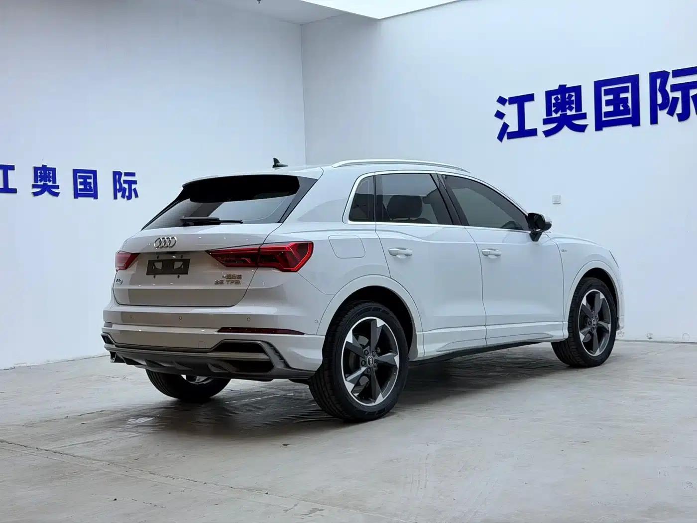 Audi Q3 2023 35 TFSI Fashion Dynamic (1.4T) — миниатюра 18