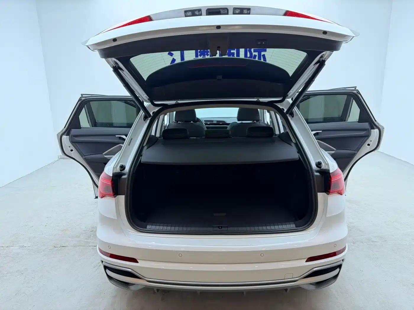Audi Q3 2023 35 TFSI Fashion Dynamic (1.4T) — миниатюра 20