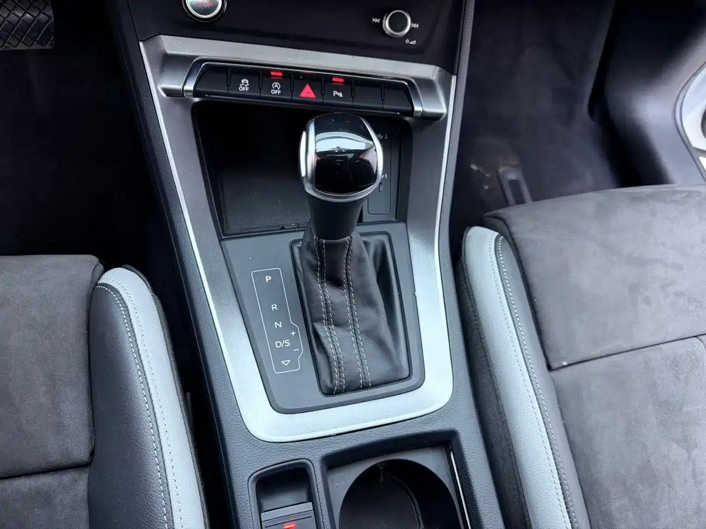 Audi Q3 2021 35 TFSI Progressive Dynamic — миниатюра 12