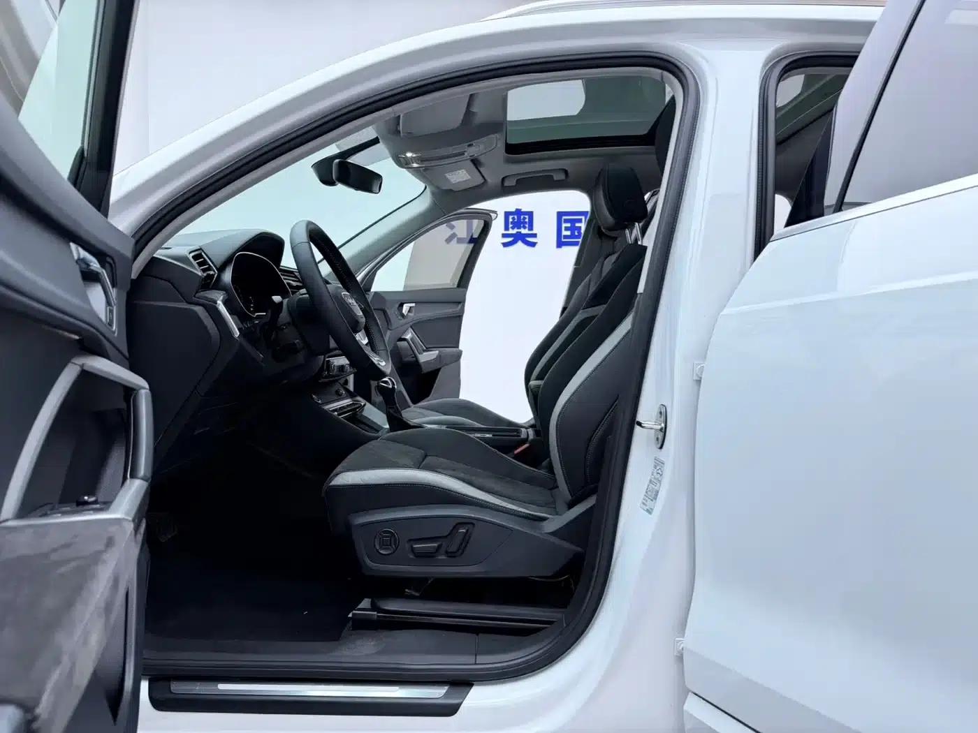Audi Q3 2021 35 TFSI Progressive Dynamic — миниатюра 5