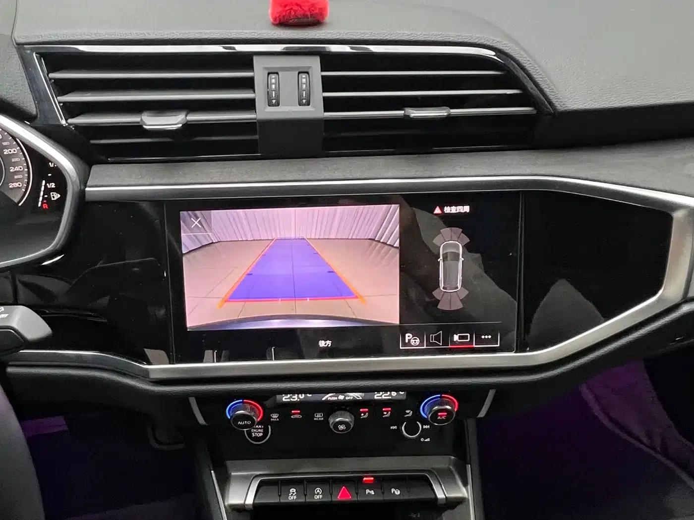 Audi Q3 2023 35 TFSI Fashion Dynamic (1.5T) — миниатюра 15