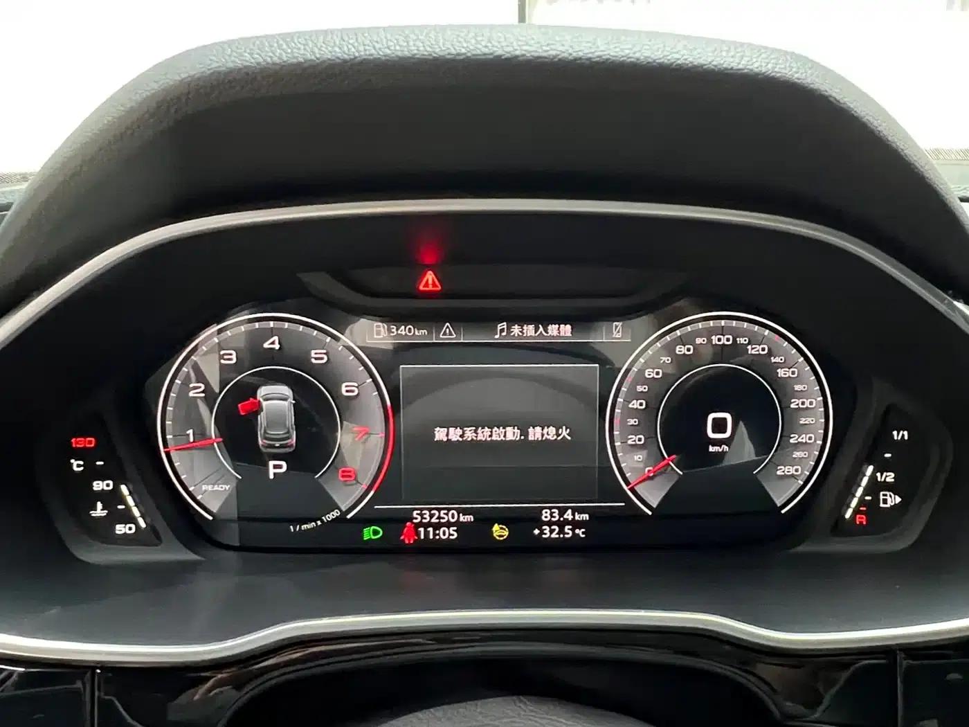 Audi Q3 2023 35 TFSI Fashion Dynamic (1.5T) — миниатюра 10