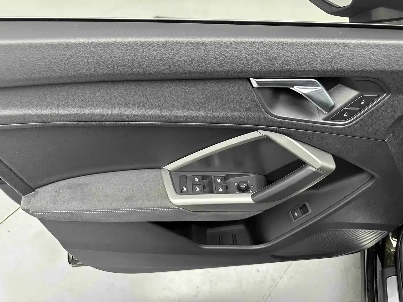 Audi Q3 2022 35 TFSI Progressive Dynamic — миниатюра 10